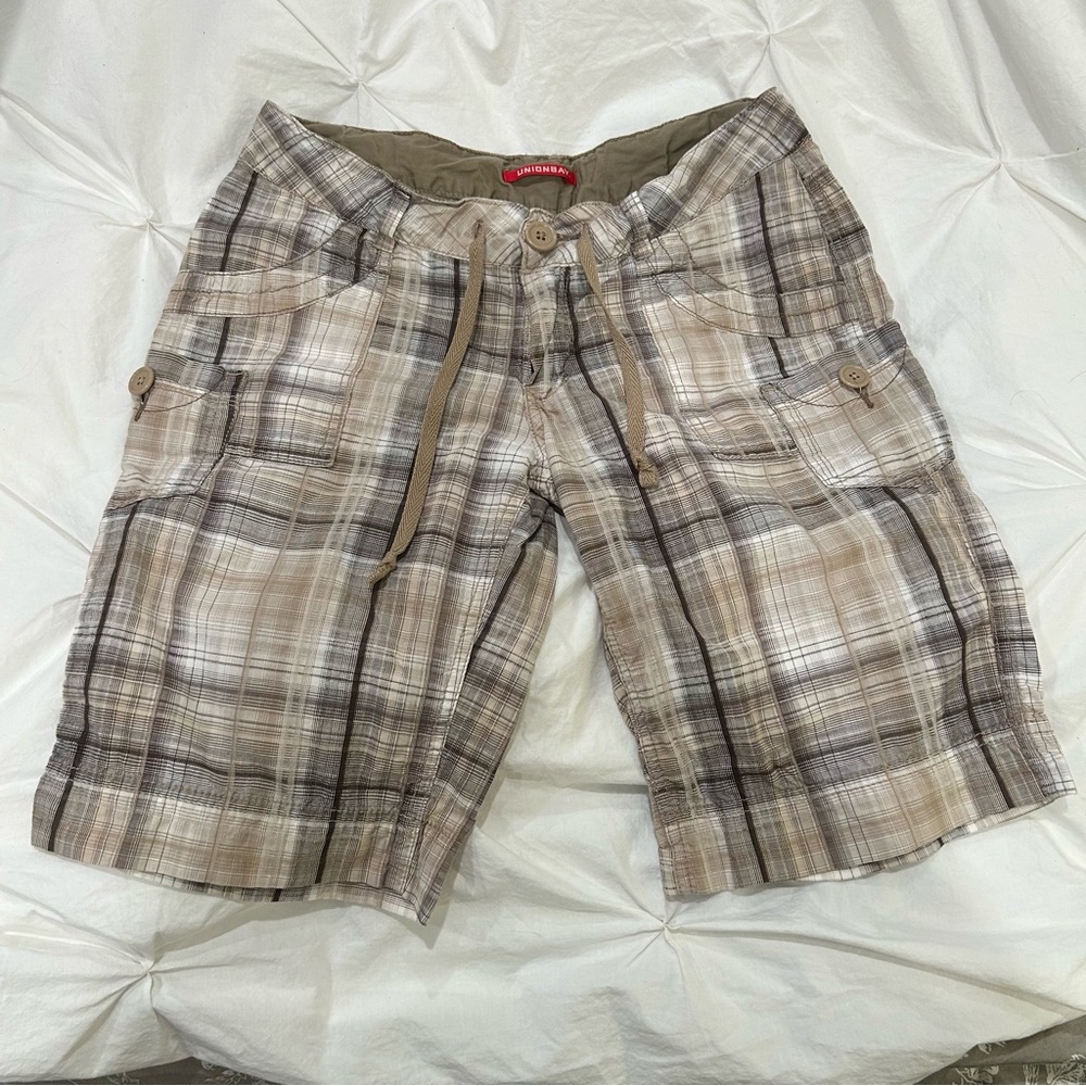 UNIONBAY Y2K Low Rise Plaid Cargo Shorts